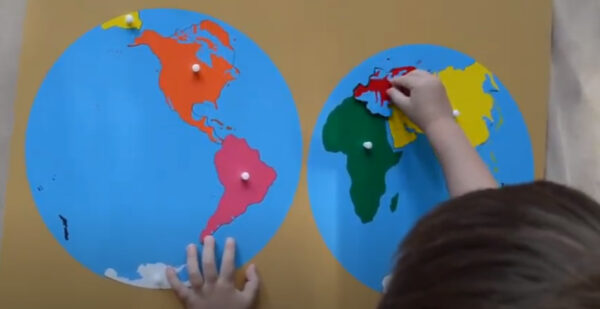 дървена игра синя